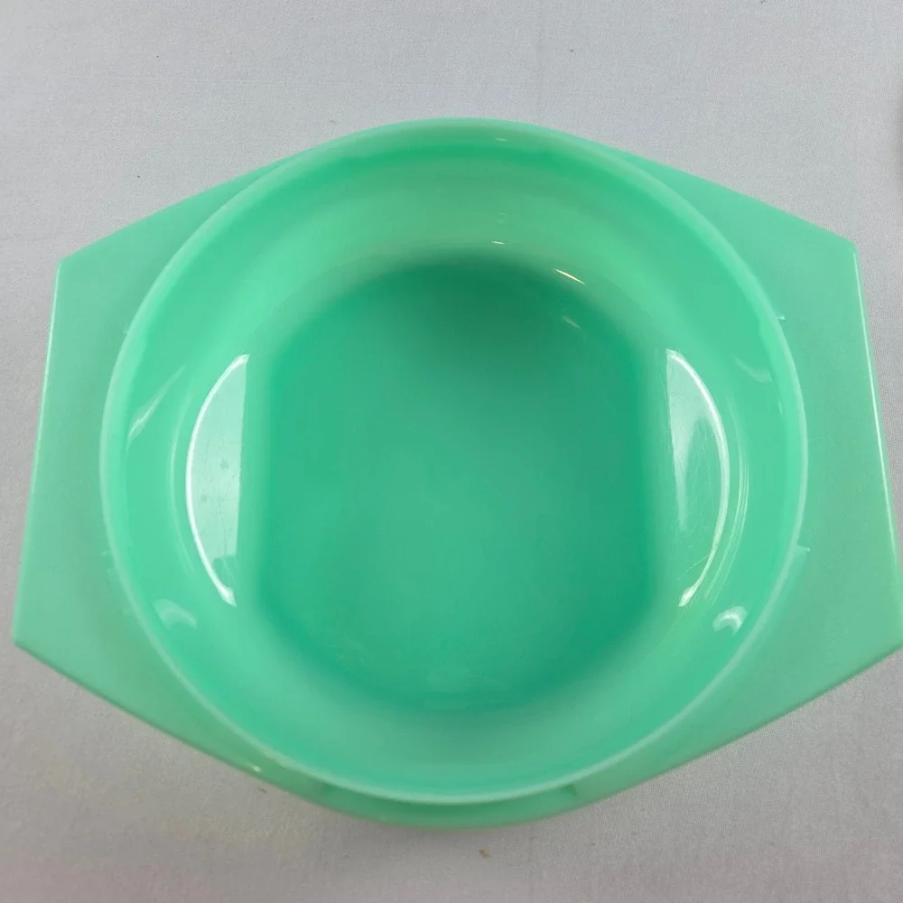 Vintage Tupperware Jade Storage Serving Bowl 786-4 With Lid